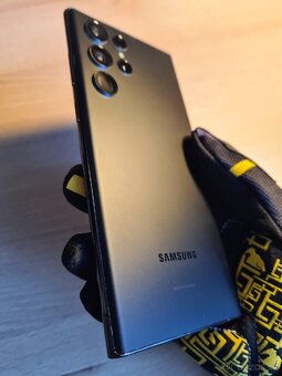 Samsung Galaxy S22 Ultra 12/512GB Snapdragon 8 Gen 1 - 7