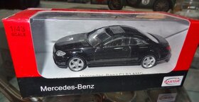 modely aut, jeřábu, WRC - 7