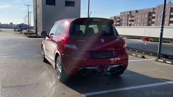 SUZUKI SWIFT 1.6i SPORT - 7