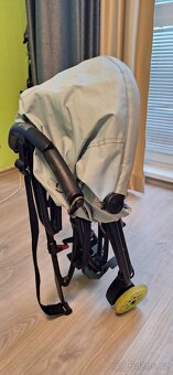Skládací  cestovní kočárek - 7