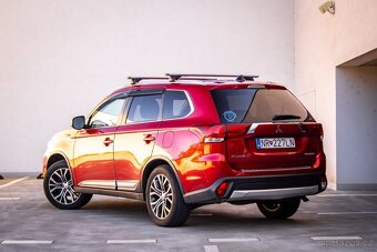 Mitsubishi Outlander 2.2DI-D 7-miestne Intense+ A/T - 7