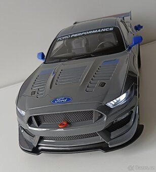 RC model Ford Mustang GT4 drifting výkon,1:14 - 7