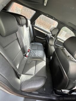 Audi a4b7 - 7