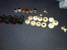 Díly veterán-kontrolky,máváčky,vyhř.okna,ster.motorky - 7