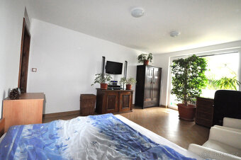 Prodej krásného bytu 1+1 s lodžií a zahradou 44 m² -Vinařská - 7