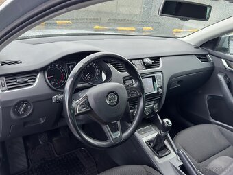 Škoda Octavia Scout 2.0 TDI 110kw 4x4 - 7