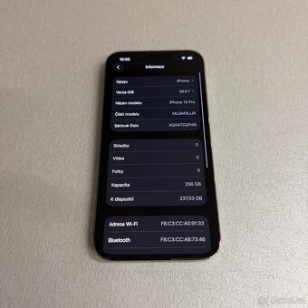 iPhone 13 Pro 256GB graphite, pěkný stav, rok záruka - 7