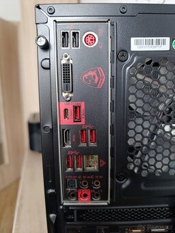 Stolní herní počítač Corsair vč. 3 disků - perfektní stav - 7