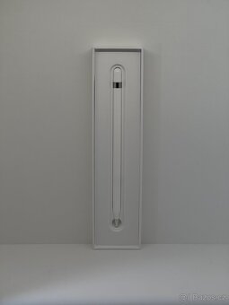 iPad 7. gen 32GB + Apple Pencil 1 + Logitech Combo Touch - 7