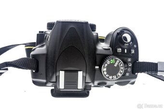 Zrcadlovka Nikon D3100 + 18-55mm + brašna - 7