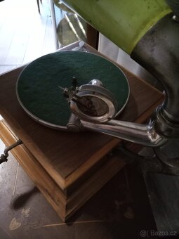 Gramofon s troubou - 7