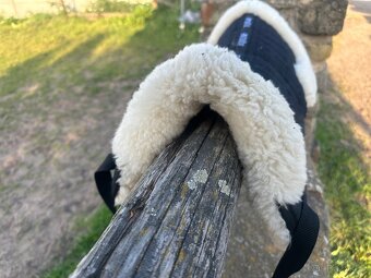 Beránek pod sedlo Equiline - 7