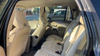 XC 90 - 7