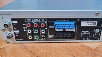 Combo LG VC8716 DVD/VHS Hi-Fi + 50 VHS + 50 DVD - 7