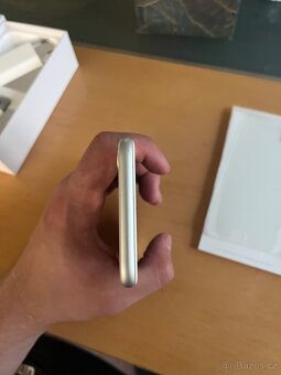 Apple Iphone 8, 64GB - 7