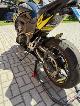 Kawasaki Z800 - 7
