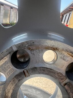 5x112 R16 Q3 215/65R16 nové - 7