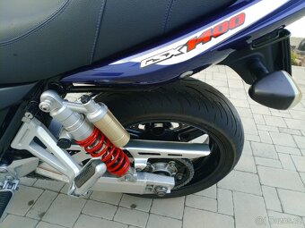 Suzuki GSX 1400 - 7