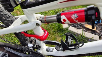 Celoodpružené kolo Specialized - 7