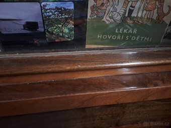 Knihovna/vitrína, autor Jindřich Halabala - 7