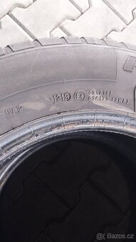 Prodám 2 x letní pneu Uniroyal 205/65/15 - 7