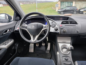 Honda Civic 1.4i Sport serviska - 7
