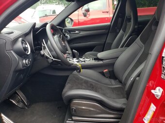 2024 Alfa Romeo Stelvio Quadrifoglio 2.9L AWD - 7