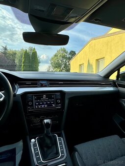 VW PASSAT 1.5TSi 110kW EVO BUSINESS ACC Koup.ČR,2022,37tkm - 7