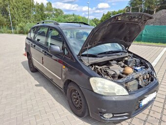 Toyota Avensis Verso 2.0 D-4D - 7