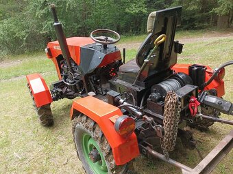 Traktor Zetor 67 - 7
