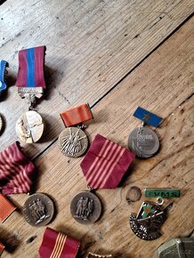 Rád medaile KSČ a další 19 ks - 7