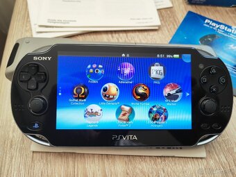 Playstation Vita Oled (cfw) 32gb - 7