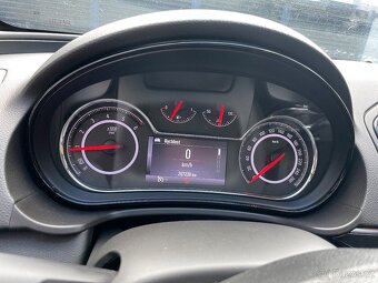 Opel Insignia 2.0 cdti, čr - 7