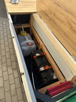 Piaggio Ape 50 – mobilní zmrzlinový stánek - 7