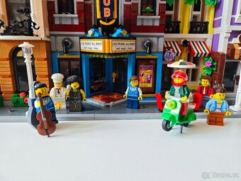 Lego modular set 10297, 10278, 10312 - 7