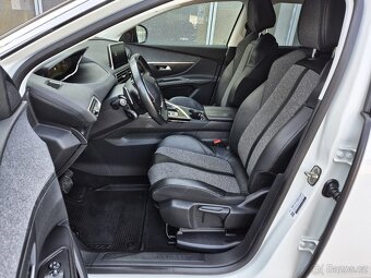 PEUGEOT 5008 96KW AUTOMAT TAŽNÉ ZAŘ. 7 MÍST SERVIS PEUGEOT - 7