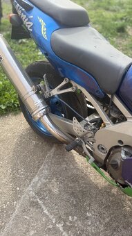Kawasaki Ninja ZX900C - 7