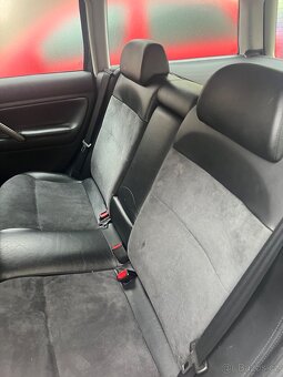 Volkswagen Passat Variant 1.8 benzín - 7