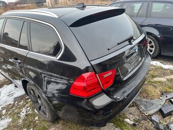 BMW e91 lci díly - 7