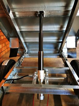 Hydraulický sklápěč 257x148, 2700 kg - 7