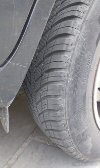 Toyota Rav 4 - 7