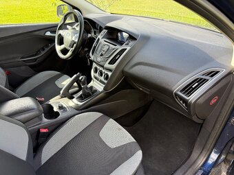 Ford Focus III. Kombi 1,6Ti-VCT 92kW Champions League/KROUPY - 7