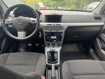 Opel Astra 1.9 - 7