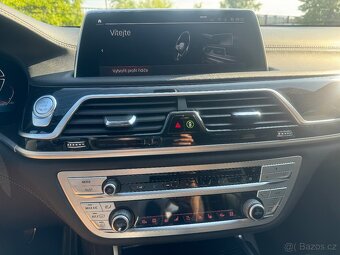BMW 730d M-Paket xDrive I.majitel CZ rok 2022 záruka 5/2025 - 7