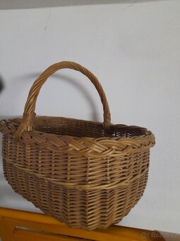 Proutěný košík s uchem - 7