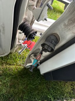 Prodám zbytek Nd z Mercedes b170 - 7