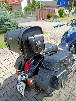 Kawasaki VN 900 - Classic - 7