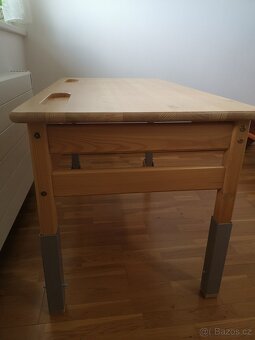 Dětský „rostoucí“ stůl - 7