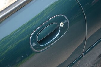 Jaguar XK8 - 7