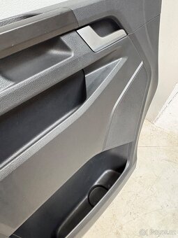 Tapecír / obložení dveří Vw T6 Černé provedení - 7